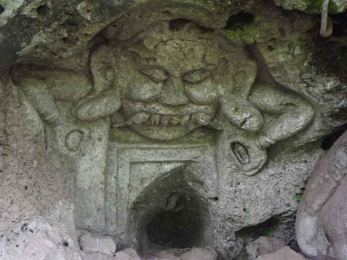 Struktur Gua Butha Cermee