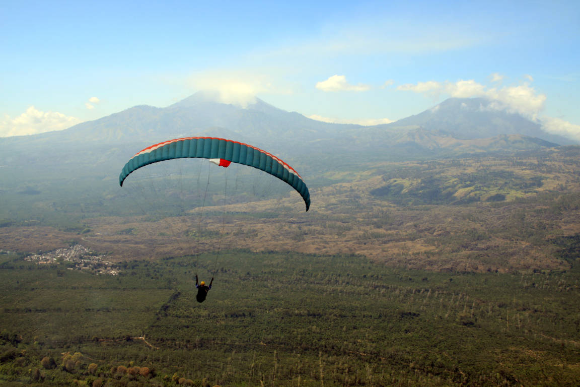 Dinding Kaldera Ijen Megarsari 