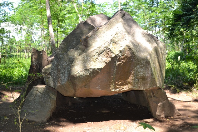 Situs Megalit Maskuning Kulon